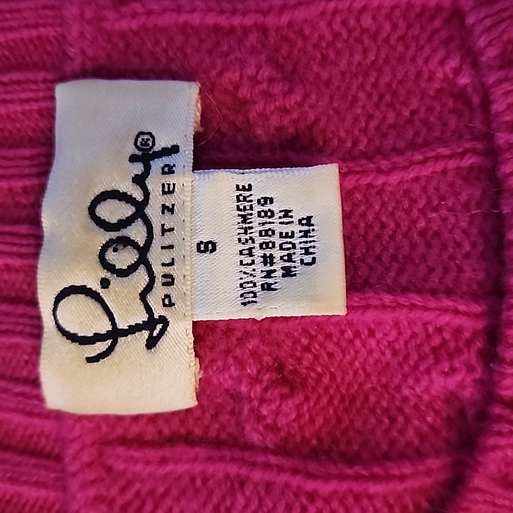 Lilly Pulitzer 💯 cashmere sweater. Magenta in color and great condition.